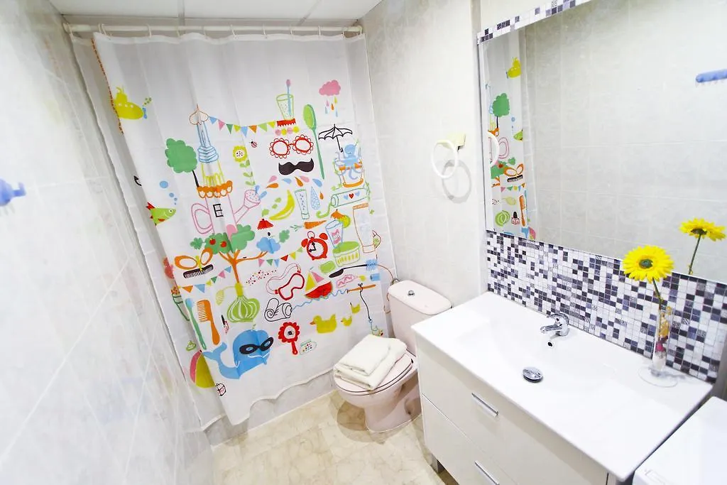 Aquamarina C Homestay By Turismar La Pineda 0*,  Spanyolország